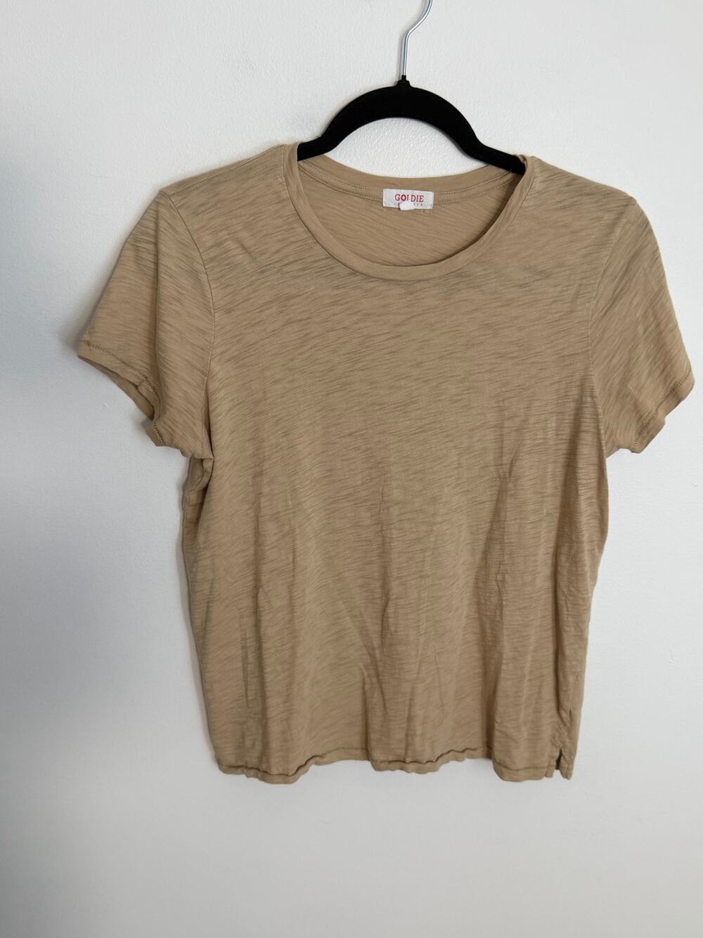 Goldie tan slub-knit crewneck short-sleeve t-shirt size medium